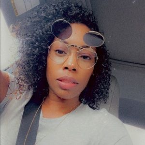 Meet your Posher, Sade’